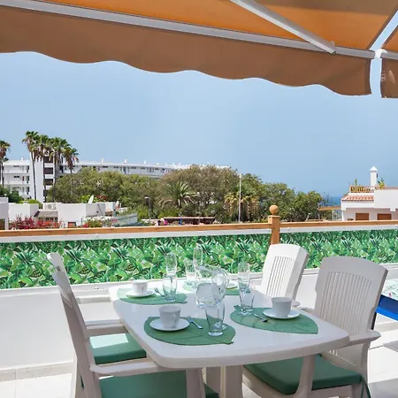 Апартаменты Geranios 110 *